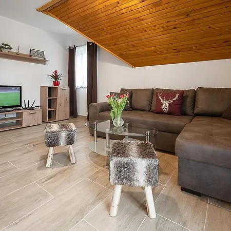 Apartmaji Koza * Zgornje Gorje